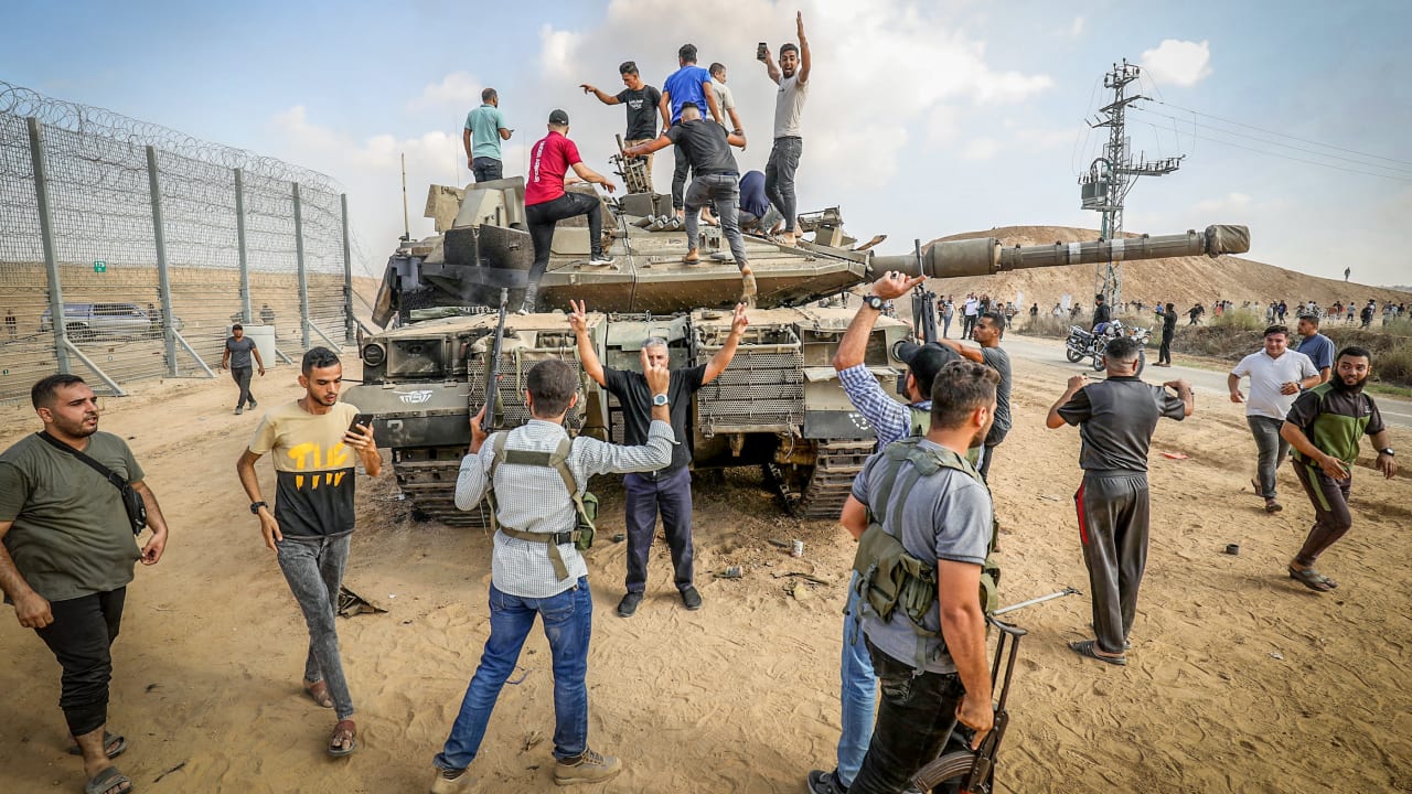 7 ottobre: il segnale per il massacro sarebbe partito da una sequenza di emoji