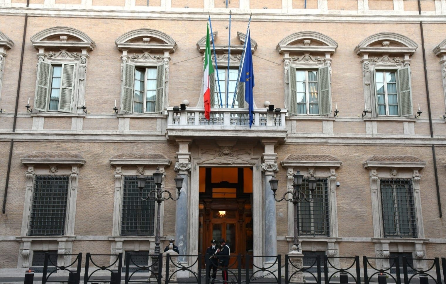 Approvato il ddl sull’antisemitismo in commissione al Senato: resta la definizione dell’Ihra