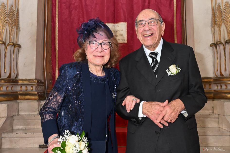 Al Tempio Maggiore simchà per i 66 anni insieme di Lello e Mirella Caviglia
