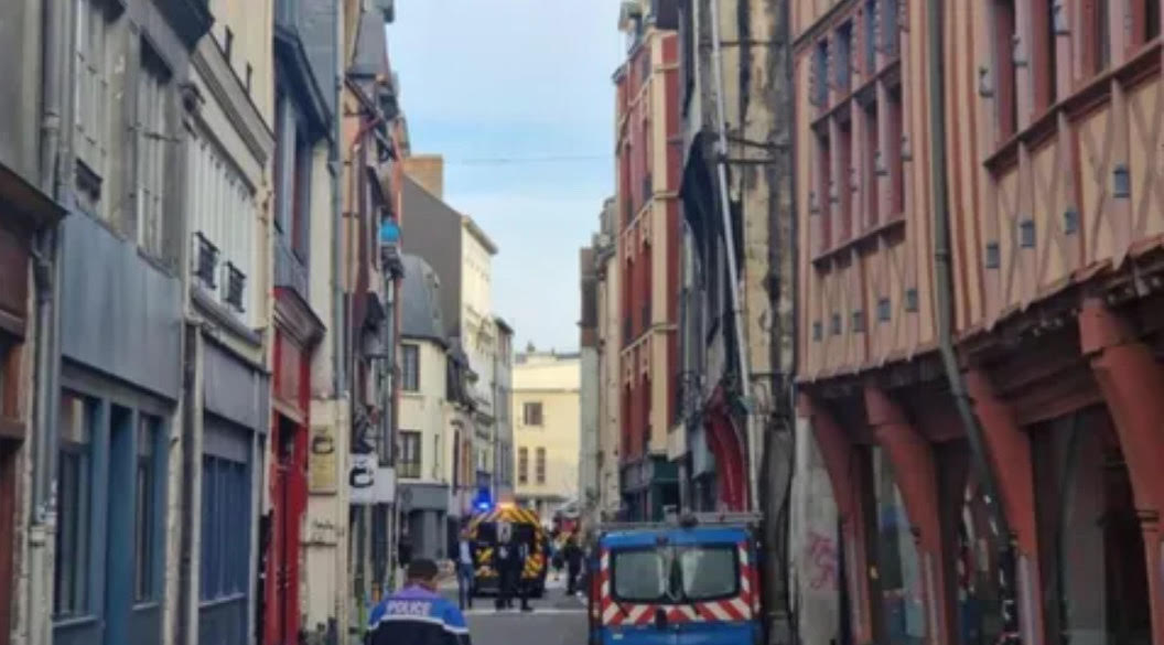 Francia, ucciso un uomo che voleva incendiare una sinagoga a Rouen