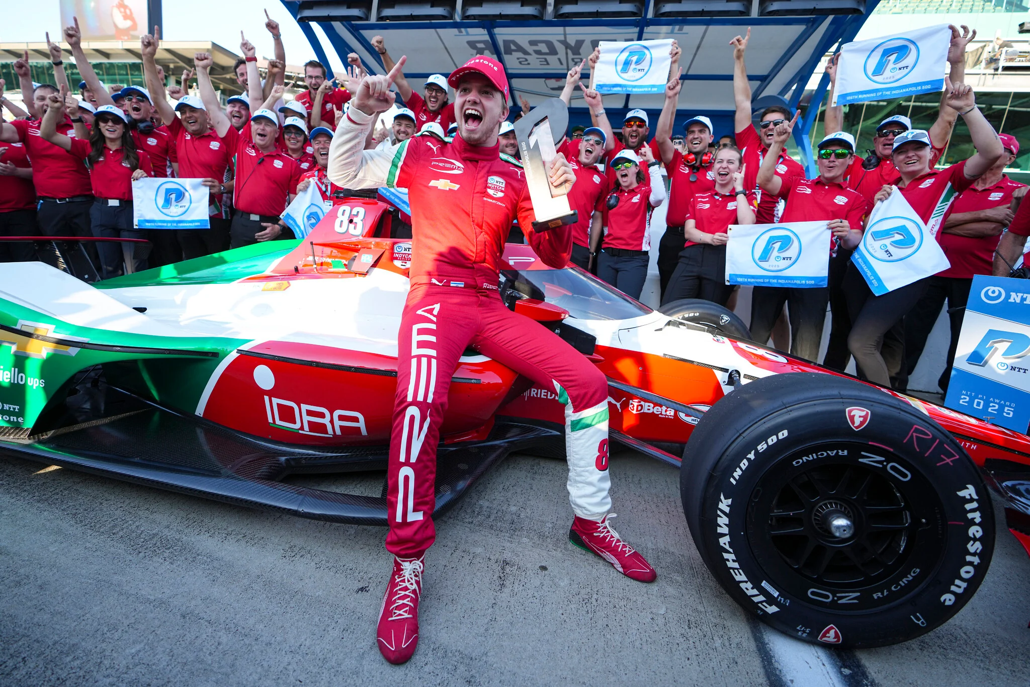 L’israeliano Shwartzman conquista la Pole Position alla 500 miglia di Indianapolis