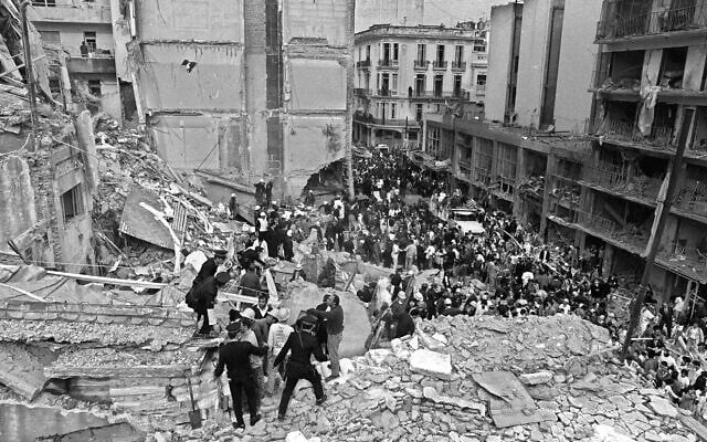 Argentina, a processo 10 iraniani e libanesi per l’attentato all'AMIA del 1994