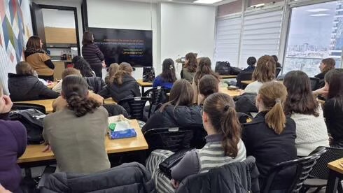 Israele: le donne ultraortodosse entrano nel cuore dell’hi-tech