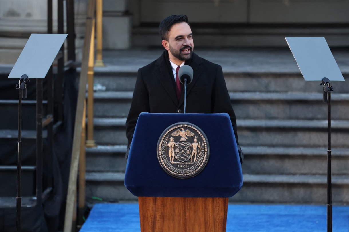 New York, i primi giorni di Mamdani da sindaco tra celebrazioni e polemiche