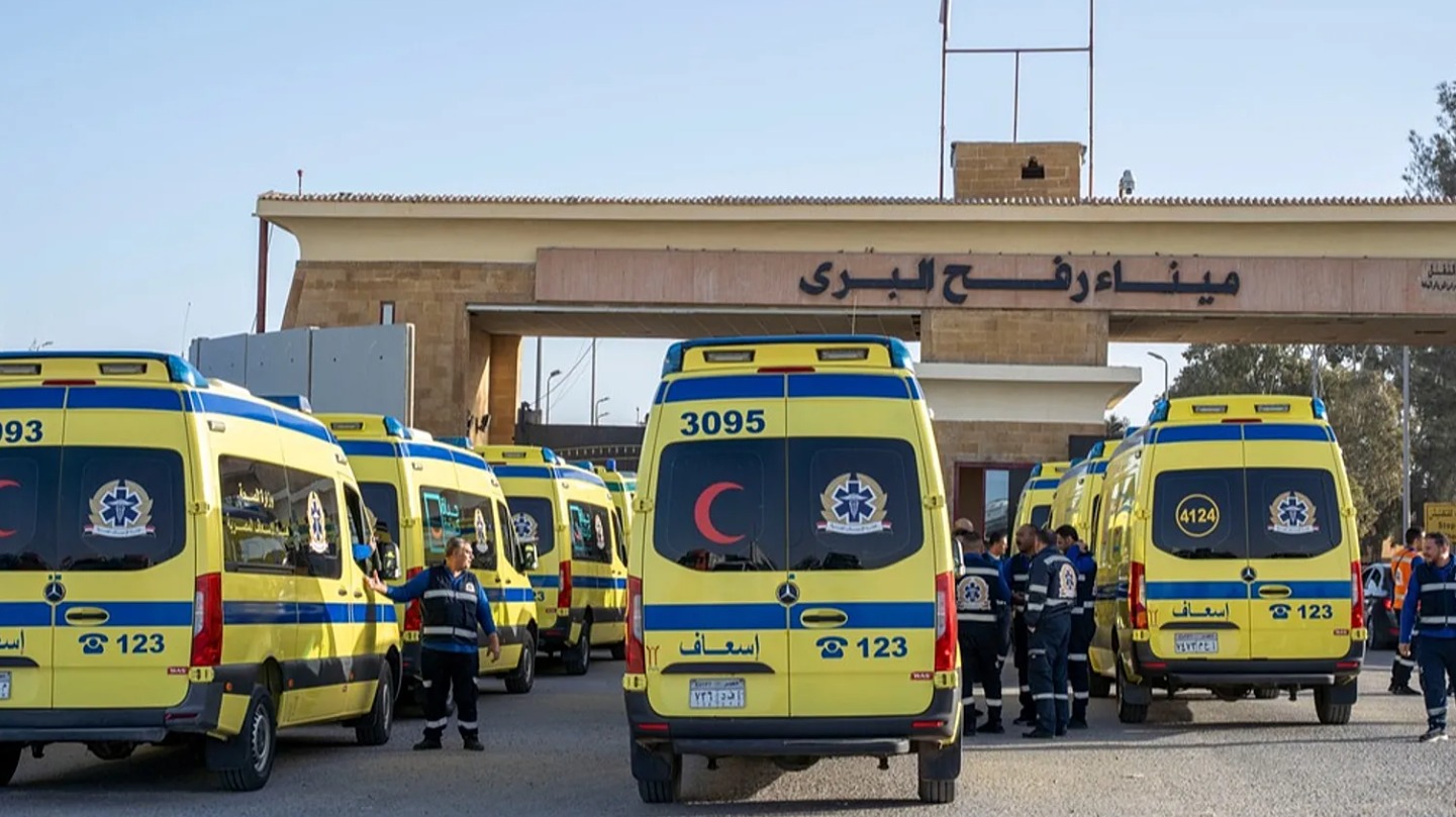 Riapre il valico di Rafah fra Gaza e l’Egitto Riapre il valico di Rafah fra Gaza e l’Egitto