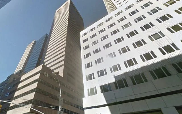 New York, vendita del grattacielo legato all’Iran: risarcimento alle vittime del terrorismo