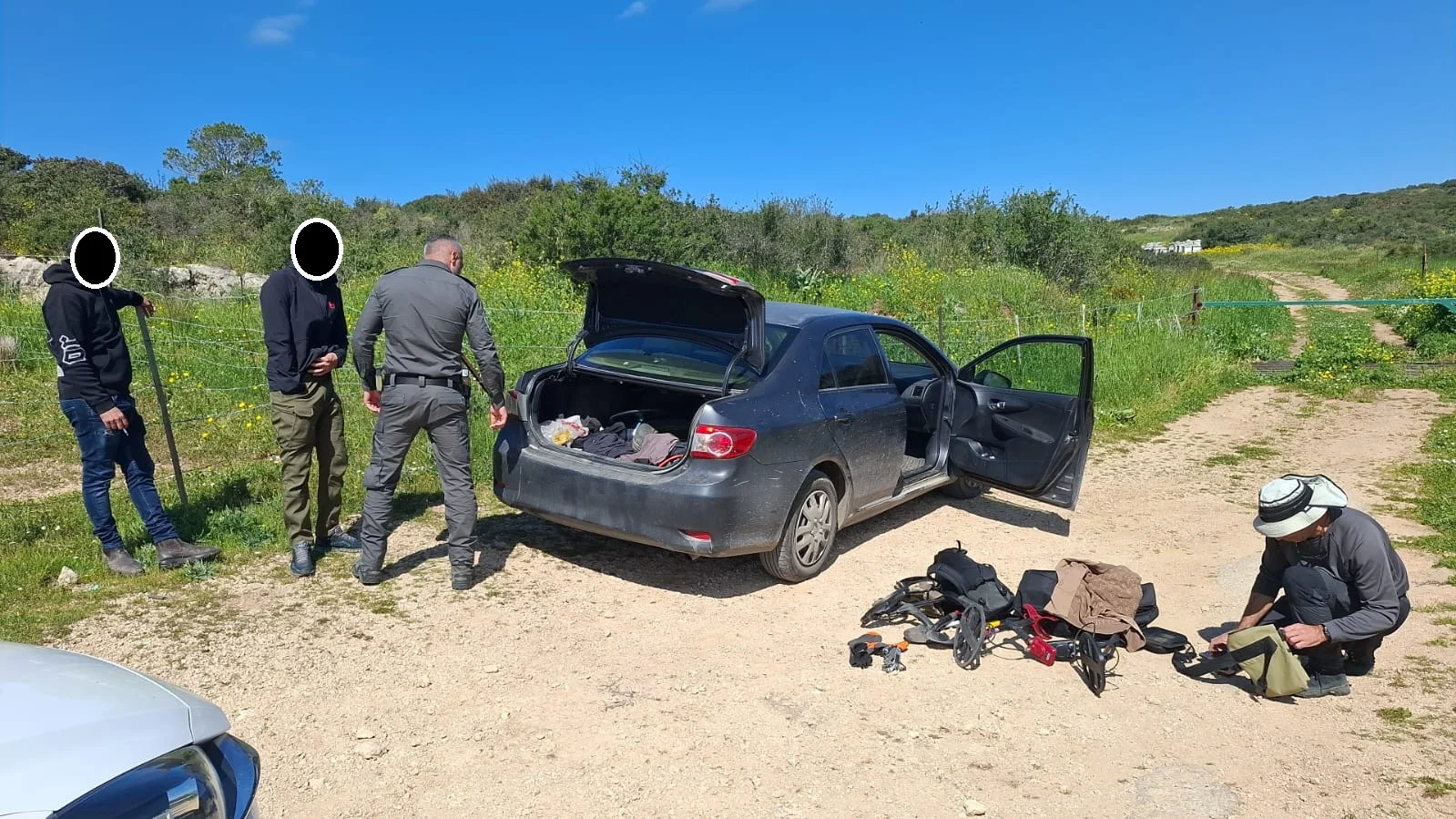 Israele, suona l’allarme: agenti e ladri insieme nel rifugio