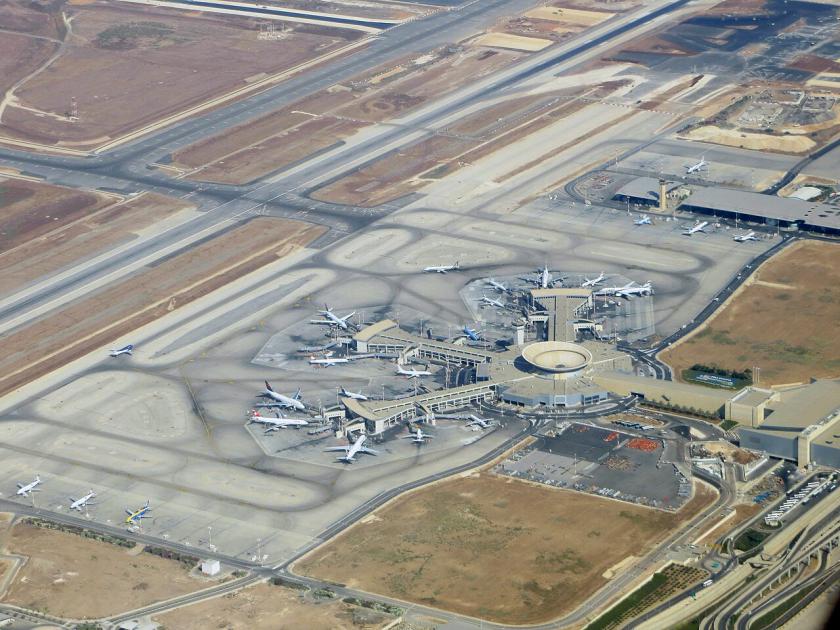 L'aeroporto di Ben Gurion resta aperto, ma si valutano limitazioni