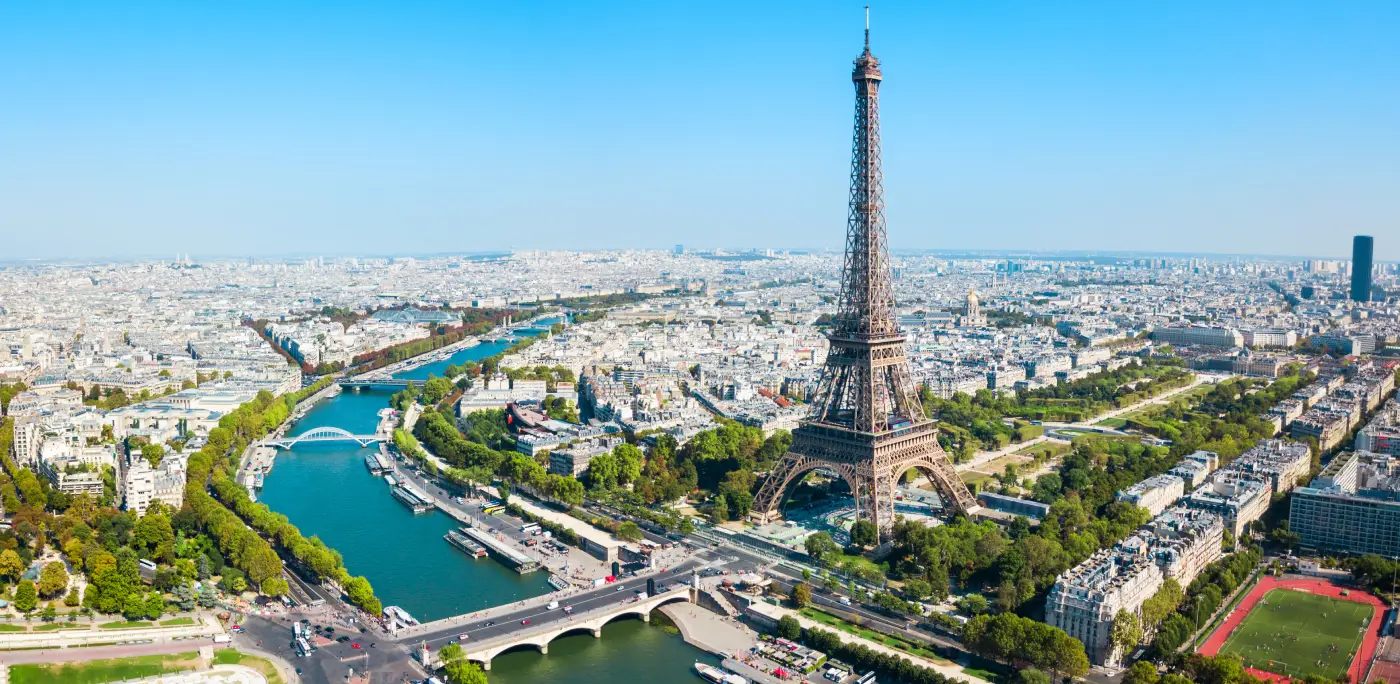 Parigi, 80enne israeliana aggredita nella stanza d’albergo