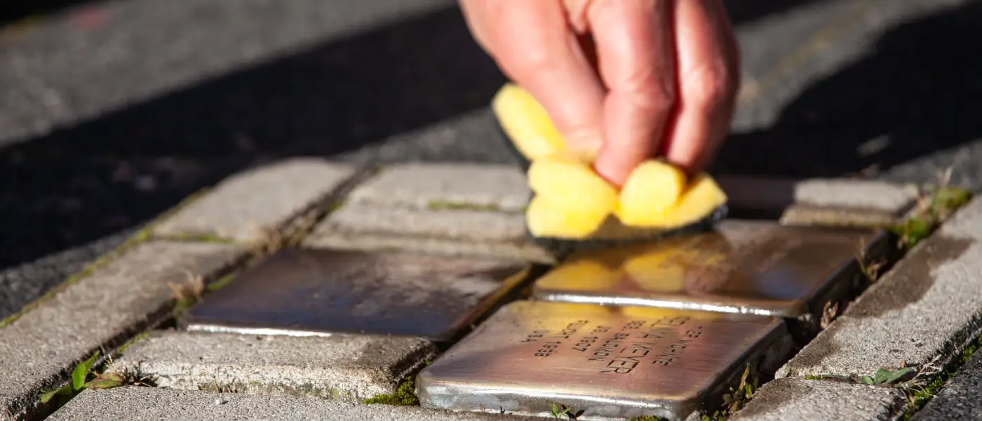 Heidenau vieta nuove pietre d'inciampo, polemica in Germania